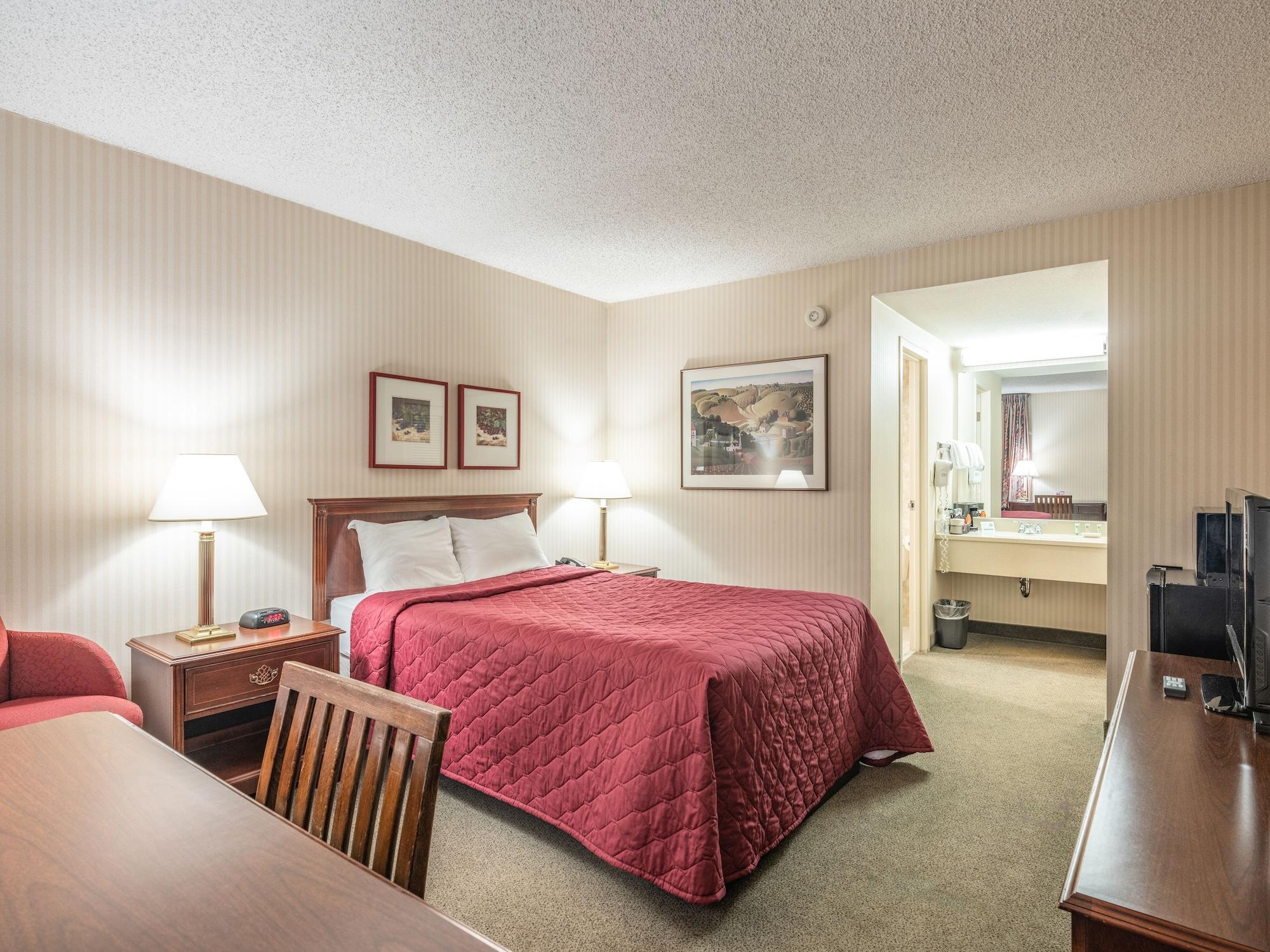 Hotel Place And Conference Center 2*
