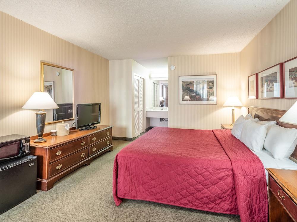 Place And Conference Center 2* Portland