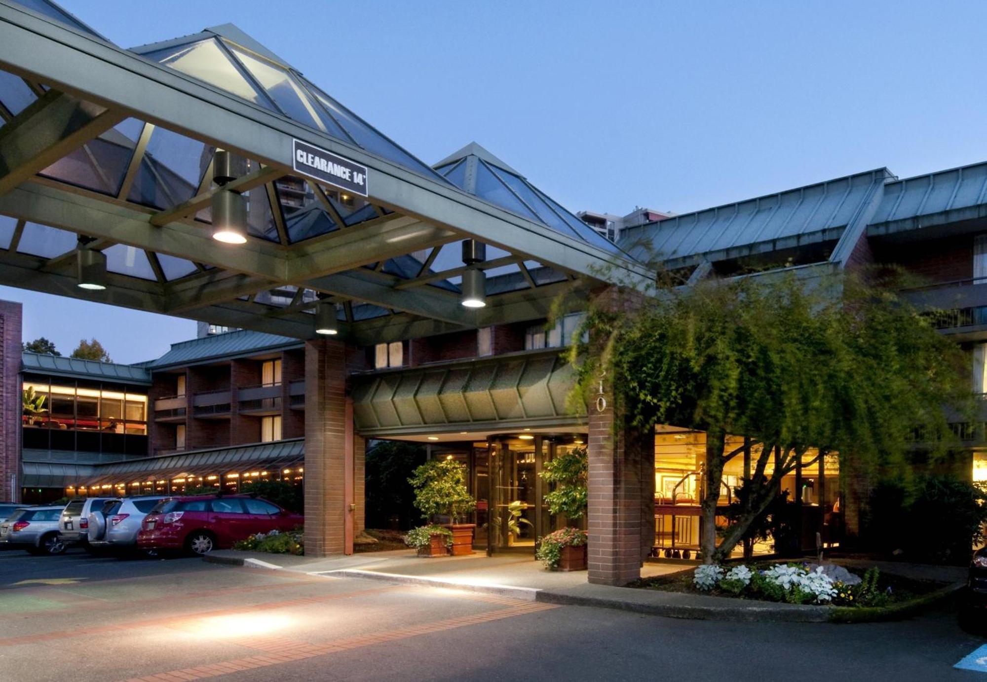 Hotel Place And Conference Center Portland