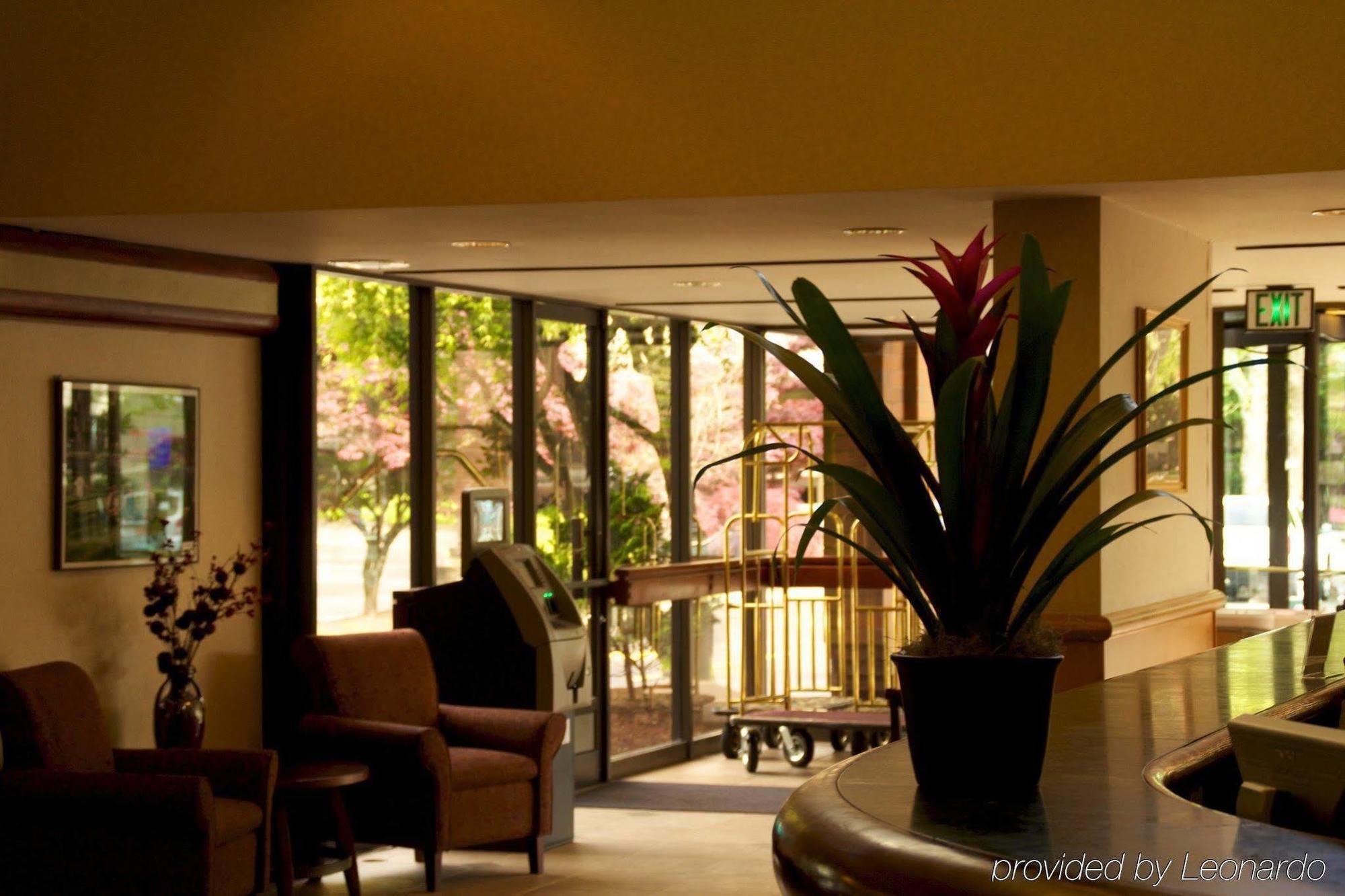 Hotel Place And Conference Center Portland
